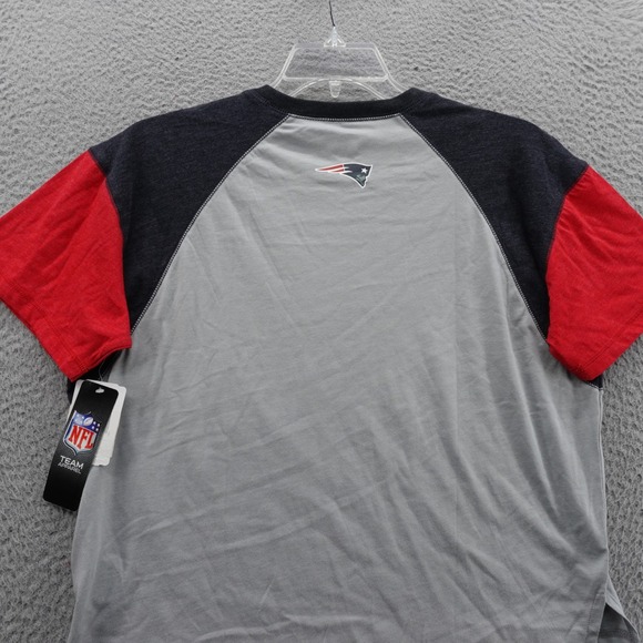 New England Patriots T Shirt NFL Team Apparel‎ Since 1960 Red Gray Blue Mens M - Picture 4 of 14